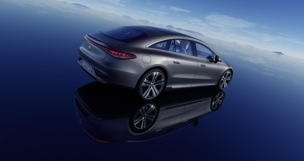 2022-Mercedes-Benz-EQS-B15.thumb.jpg.143fefb82e9873fdf6be948d63747f1f.jpg