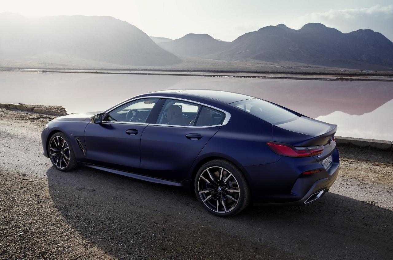 2023-BMW-8-Series-Facelift-30.thumb.jpg.1cee126936629cf616beb83344765fd9.jpg