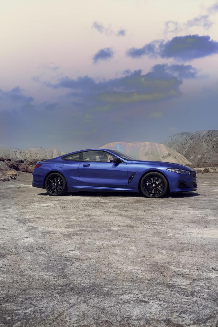 2023-BMW-8-Series-Facelift-47.thumb.jpg.7415b8888b5dddcd4beba98daaed38fb.jpg