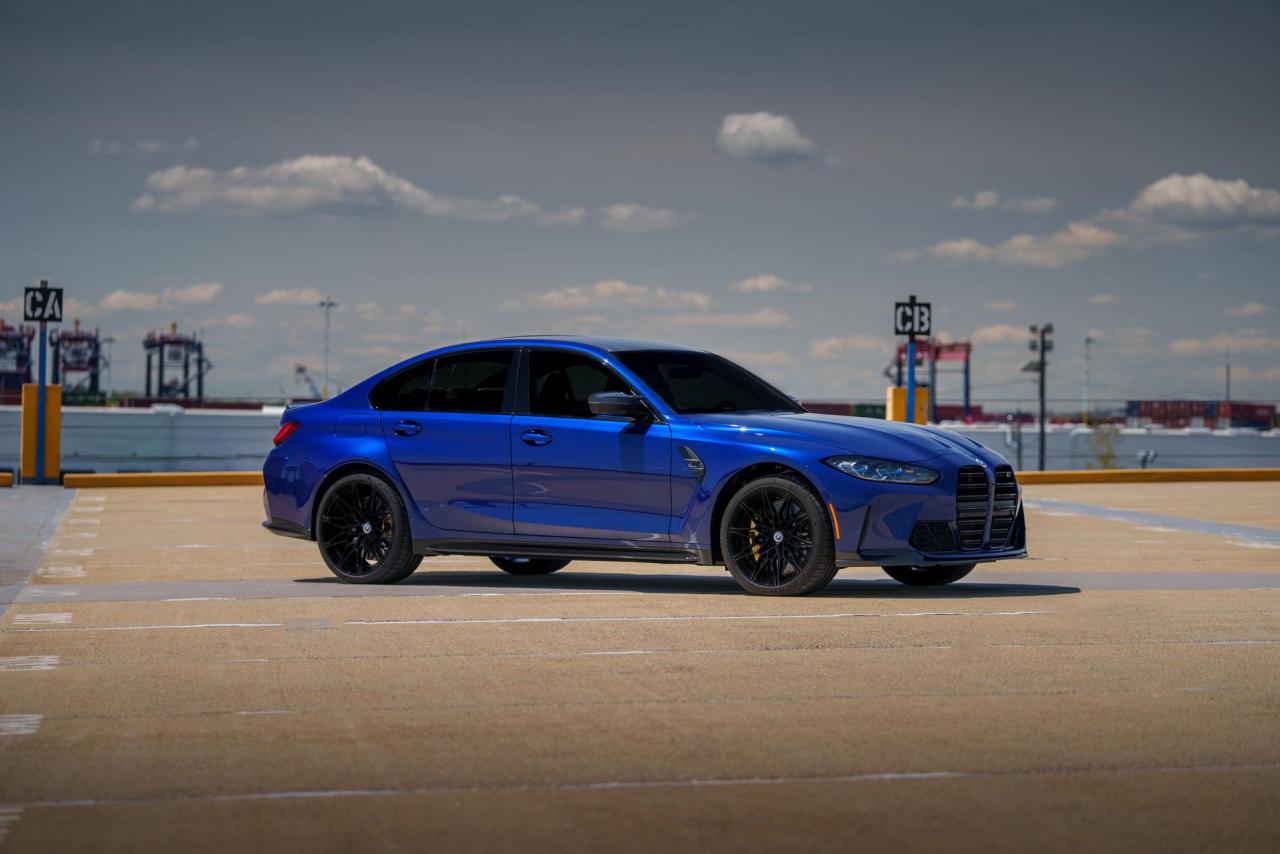 2023-BMW-M3-Edition-50-Jahre-BMW-M-10.thumb.jpg.455f290913a9ce37377438df48295b6f.jpg