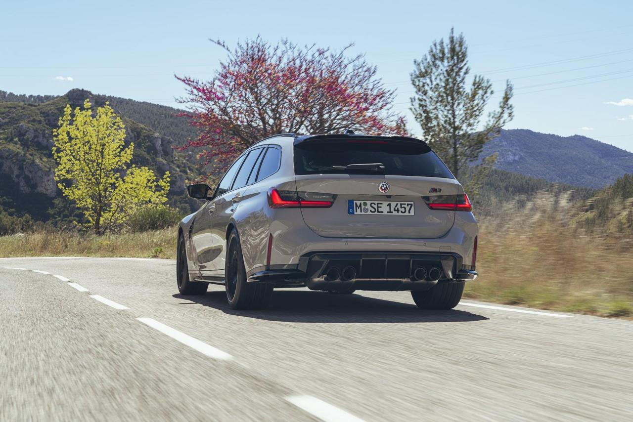 2023-BMW-M3-Touring-40_1.thumb.jpg.6ab0b15e4bf84d38d81b4e5e264edfcb.jpg