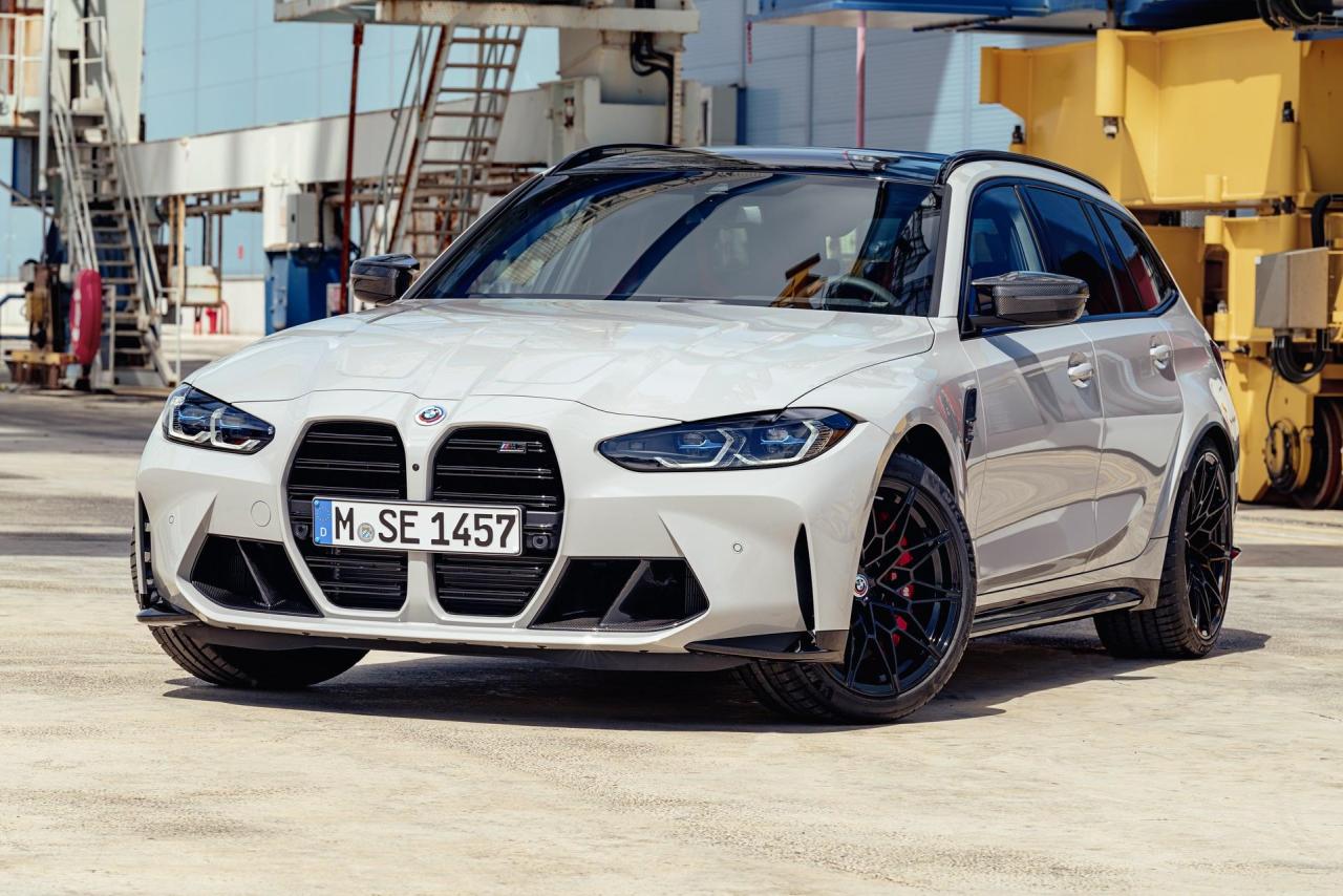 2023-BMW-M3-Touring-49_1.thumb.jpg.48120942c6c63e8dfcaffad77f5f2e72.jpg