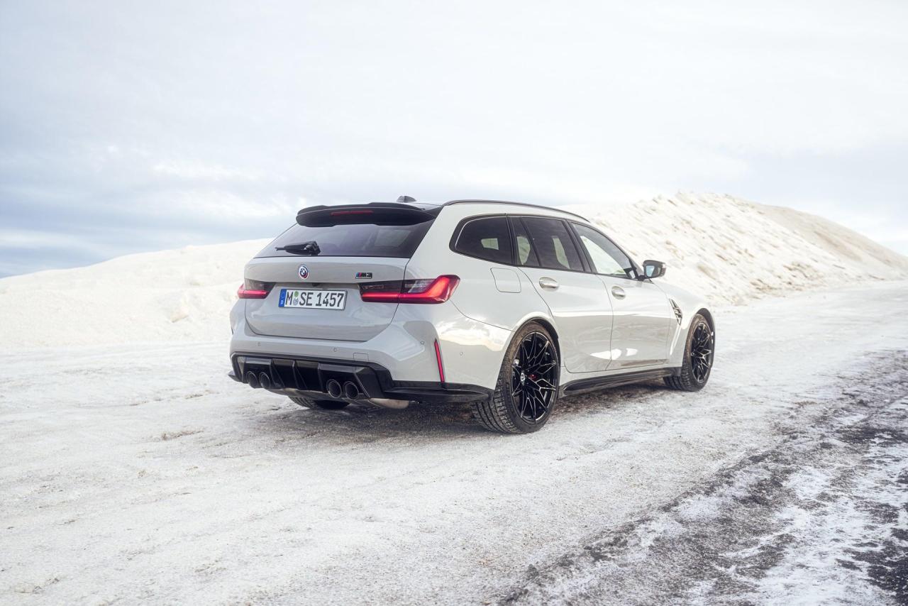 2023-BMW-M3-Touring-69.thumb.jpg.ef58389073a8d16c6a4378c525a4e2f1.jpg