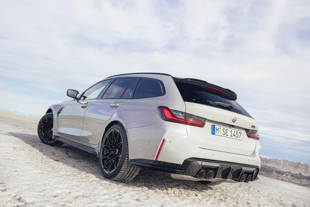2023-BMW-M3-Touring-73.thumb.jpg.ef08c109c2f97ef509561a9918778b8b.jpg