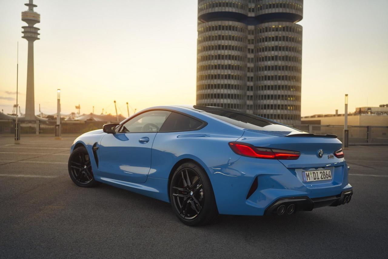 2023-BMW-M8-40.thumb.jpg.871a2c30e5247119f65cbc721ba4632d.jpg