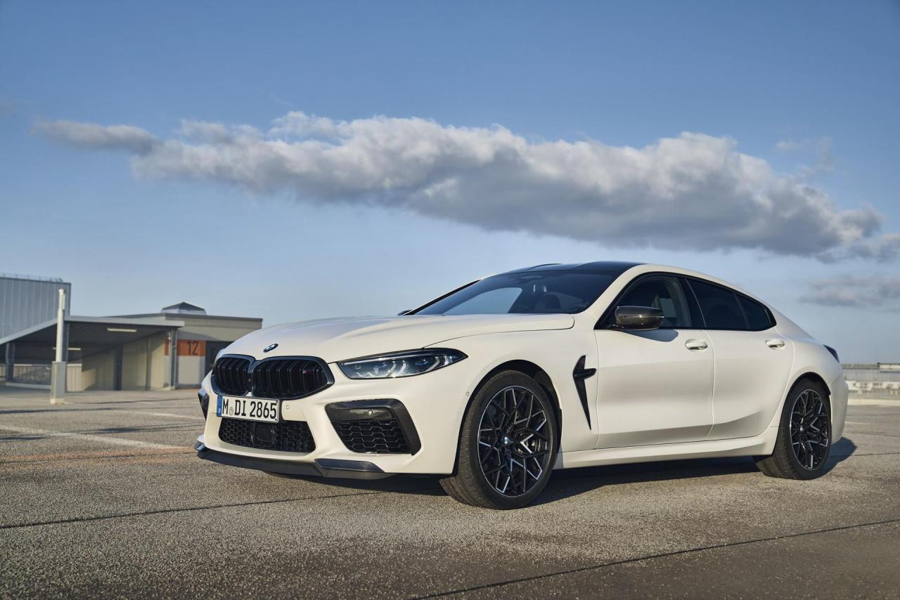 2023-BMW-M8-66.thumb.jpg.658201b526c6312f421d063436a53e1a.jpg