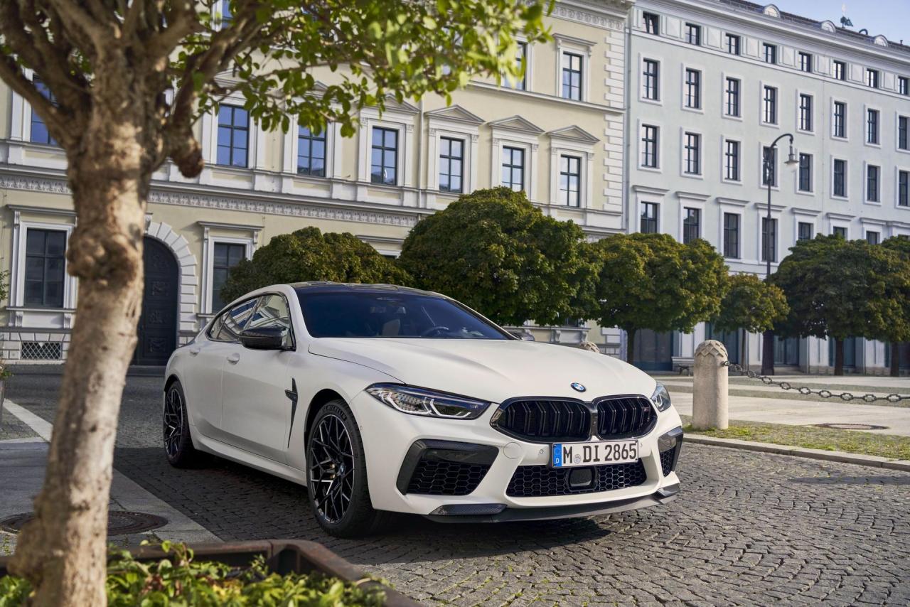 2023-BMW-M8-72.thumb.jpg.045b42e47d66a55ceb2fd78f1f6b2dfc.jpg