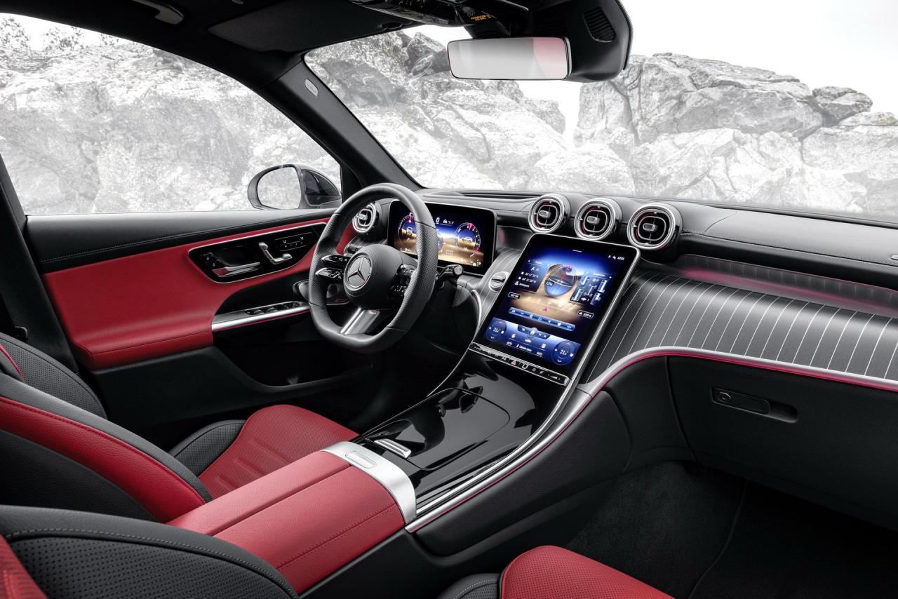 2023-Mercedes-Benz-GLC-61.thumb.jpg.fcee7da8d65252cce863732e7032c5c1.jpg