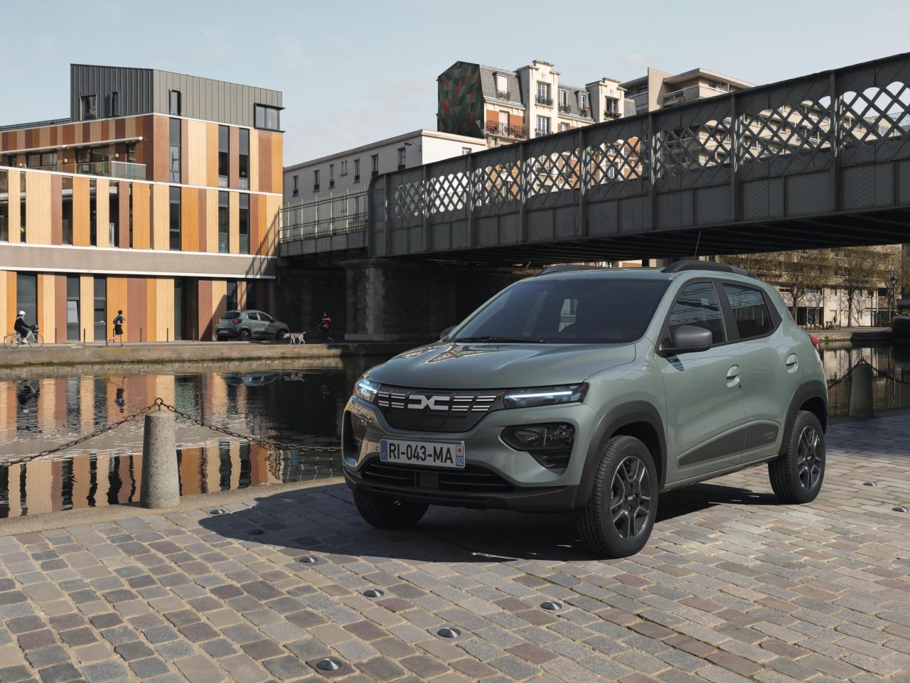 2022 - New Dacia visual identity - Dacia SPRING.jpg