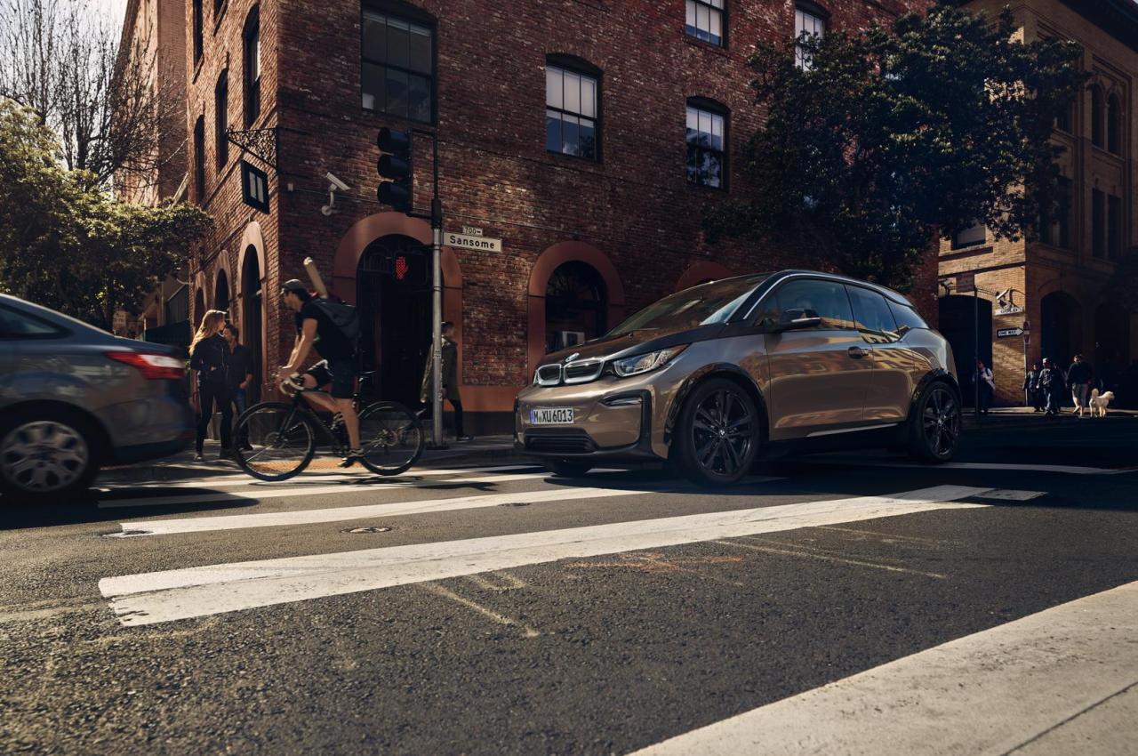 436af67c-2019-bmw-i3-32.thumb.jpg.b48af9a8848e1fb0bc2577d791949e20.jpg