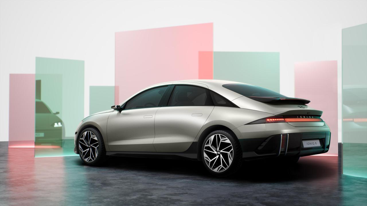 50251-HyundaiMotorUnveilsDesignofAll-ElectricIONIQ6ElectrifiedStreamlinerwithMindfulInteriorDesign.thumb.jpg.edba86619503e7bdf0ebd252e5a06832.jpg