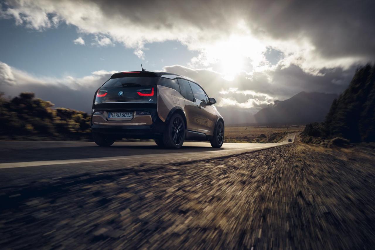 56d89217-2019-bmw-i3-46.thumb.jpg.bf6e91eb478442a3d88e76b16c6266b4.jpg