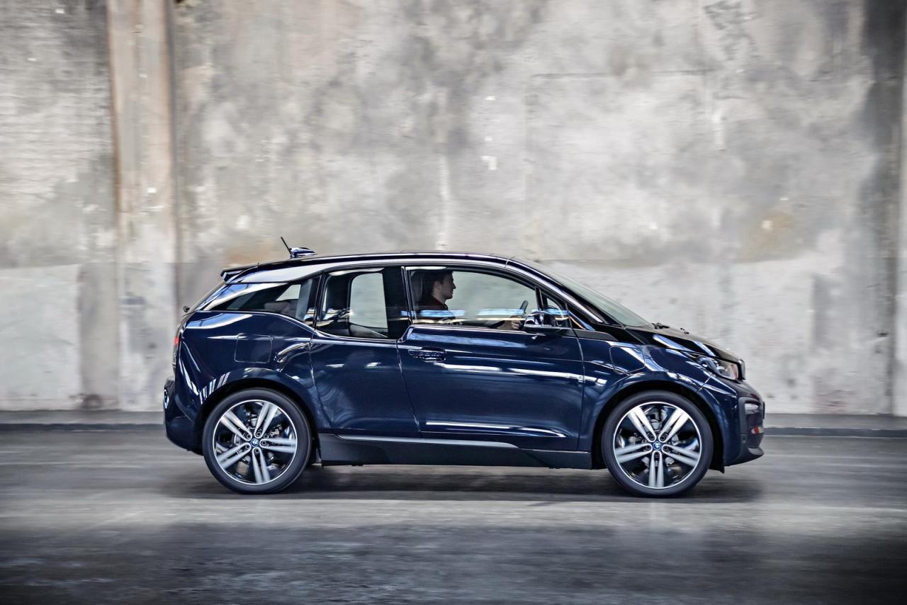 574107c4-2018-bmw-i3-38.thumb.jpg.cf8a34c086cb9c781bc28bffd6f6b755.jpg