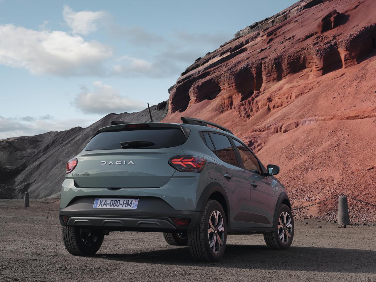 2022 - New Dacia visual identity - Dacia SANDERO STEPWAY (1).jpg