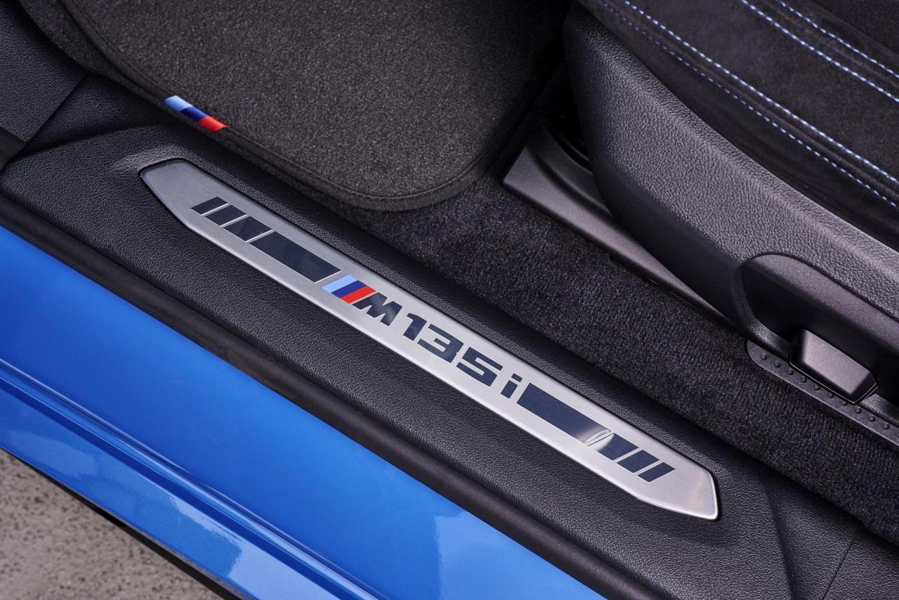 848b0d80-2020-bmw-1-series-m135-69.thumb.jpg.7680328b396d24e2ec8bf90ea86af228.jpg