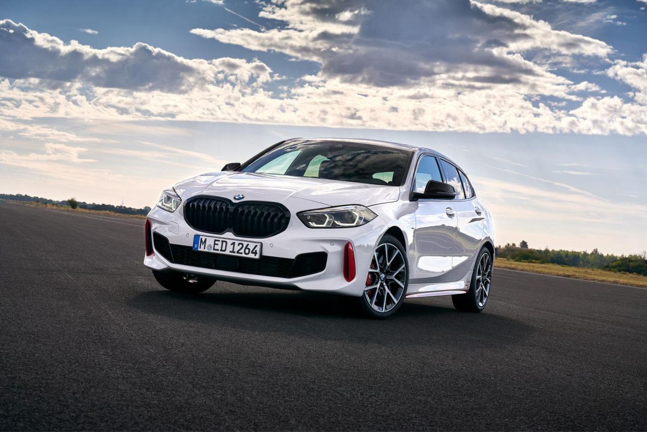 BMW-128ti-21.thumb.jpg.fa7b94661d29a7c96bab7d422b4384ec.jpg