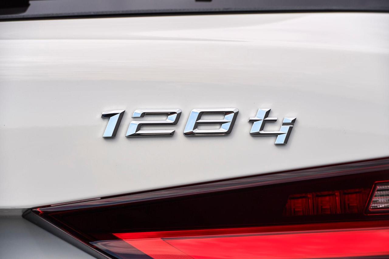 BMW-128ti-33.thumb.jpg.d49f4252005559b37f4dc39210deee7d.jpg