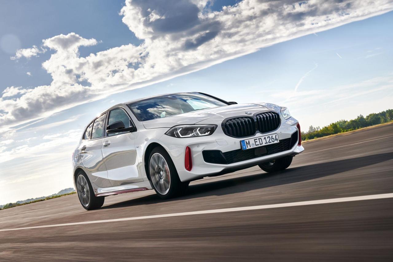BMW-128ti-5.thumb.jpg.2495fbb3f9ecb7373890adcfe3e3e1cb.jpg