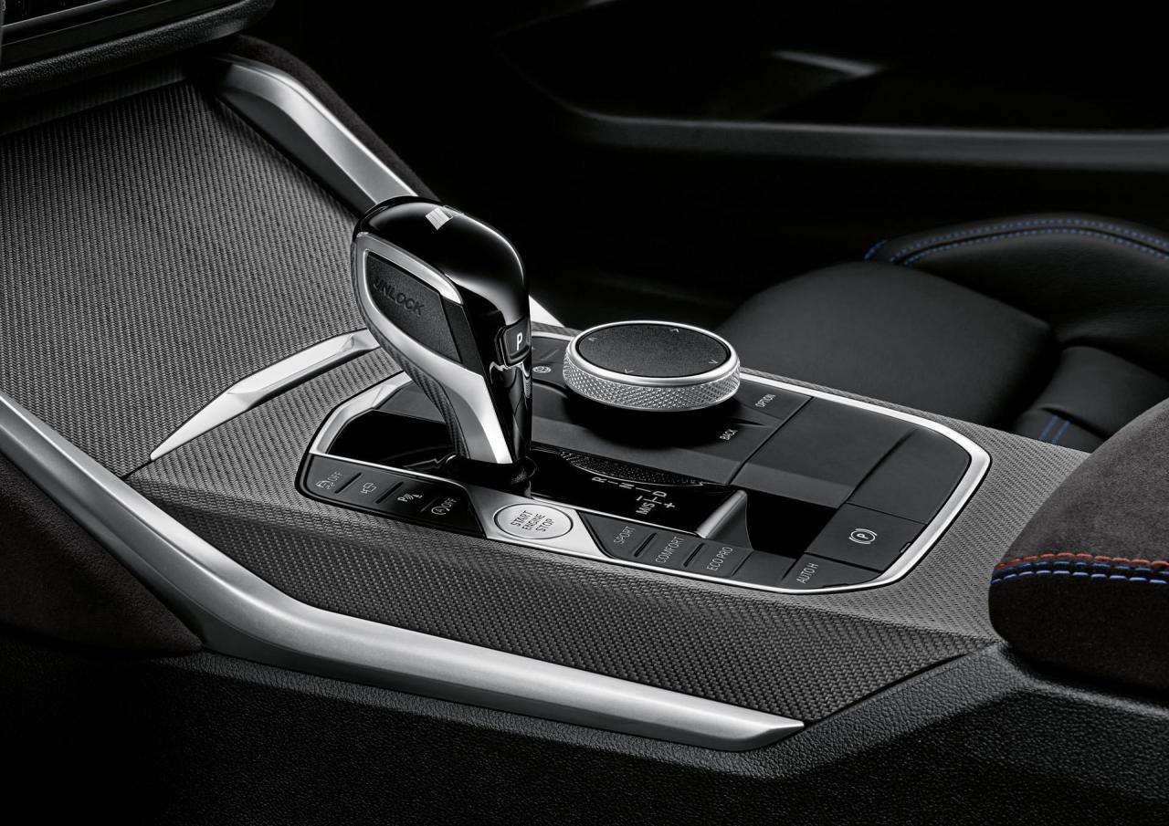 BMW-2-Series-M-Performance-25.thumb.jpg.920a34955af16205e746079867818d75.jpg