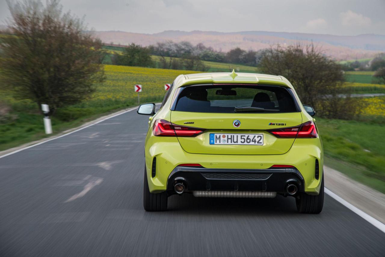 BMW-M135i-xDrive-29.thumb.jpg.22f37c530da9ee60c61c05adfd205c78.jpg