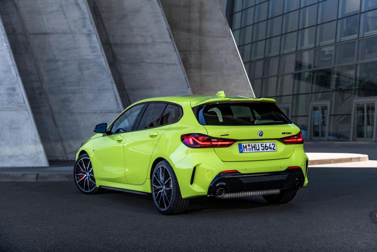 BMW-M135i-xDrive-44.thumb.jpg.0b9da0969168f39a58a67360bde6c258.jpg