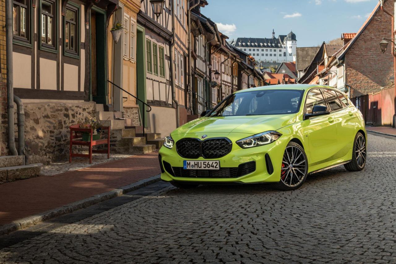 BMW-M135i-xDrive-53.thumb.jpg.7af22e514e02469755abb231a1f329eb.jpg