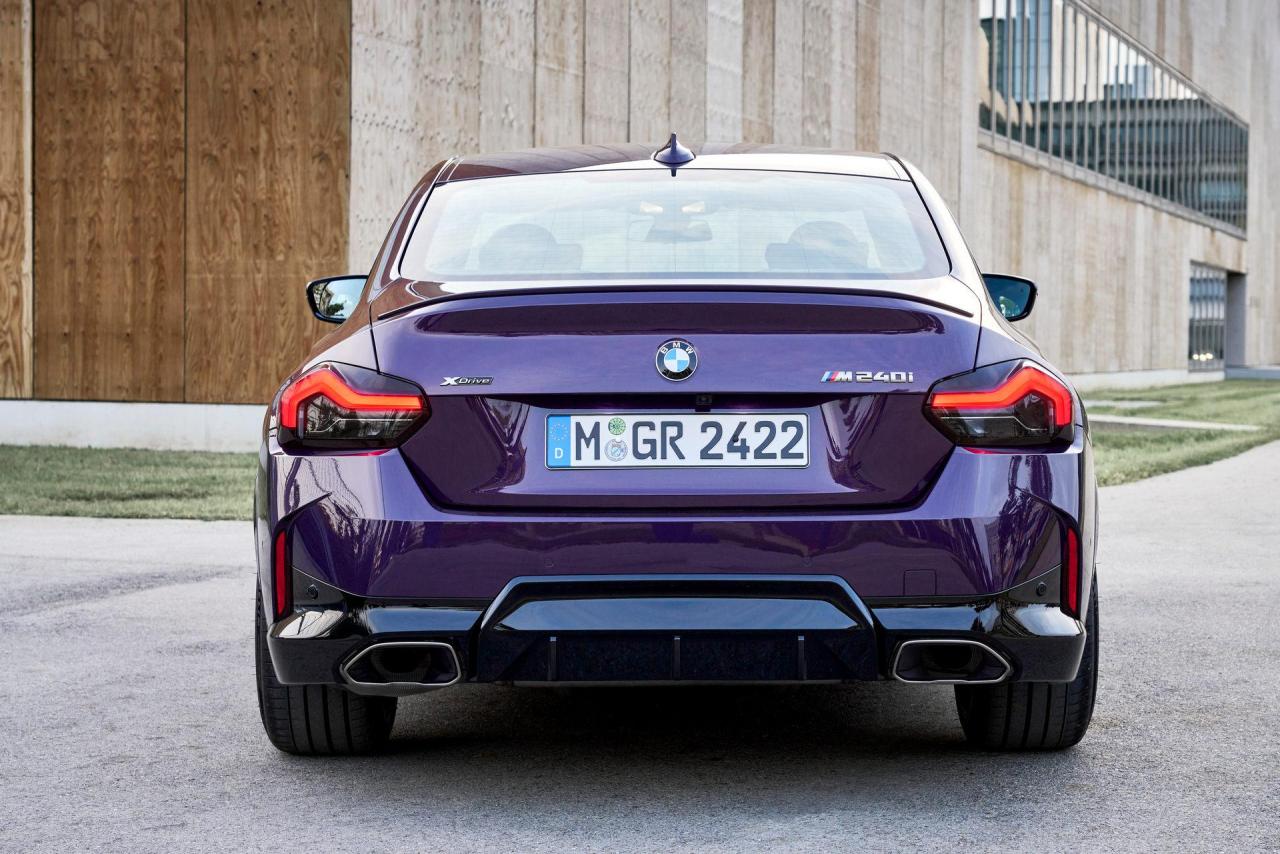 BMW-M240i-xDrive-65.thumb.jpg.1ec4037463d689037e5284719823b9bd.jpg