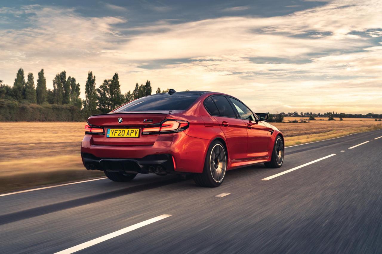 BMW-M5-Competition-34.thumb.jpg.6119366469cde1a7dc10e990527151ba.jpg
