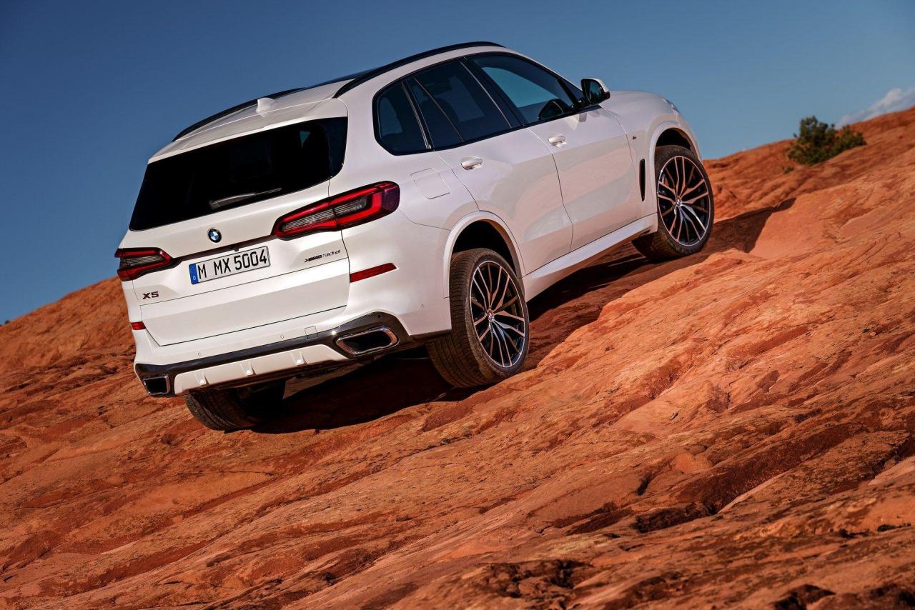 BMW-X5-11-1.thumb.jpg.af8d591b2274cc8cec7b3975455dce78.jpg
