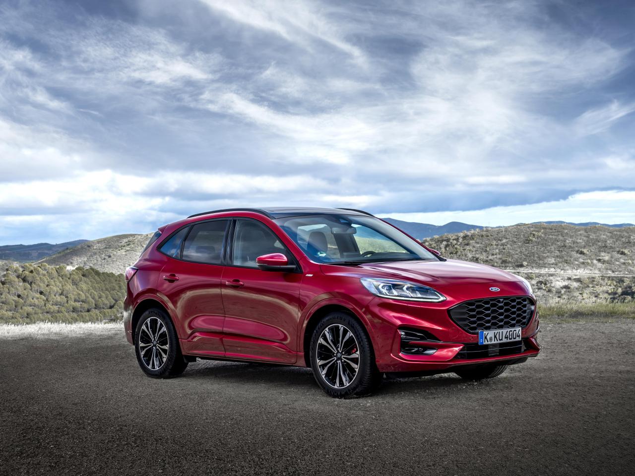 Kuga_ST-Line-X_EcoBlue_Hybrid_003.thumb.jpg.5a0c844639625c32c87cee887003d24b.jpg