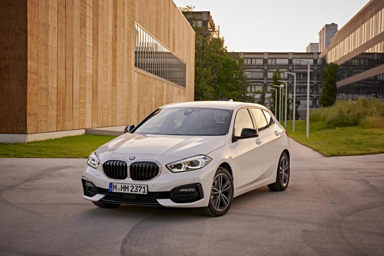 ab893866-2020-bmw-1-series-41.thumb.jpg.0f6bb1bfa0f60214167880fec19c8761.jpg