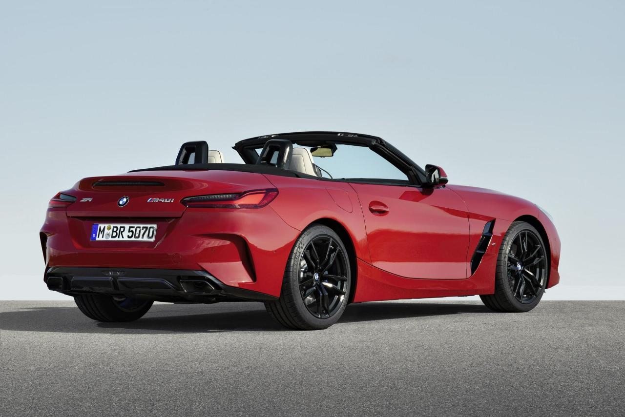 c4f743bc-2019-bmw-z4-41.thumb.jpg.59bb1e63800262a327cd72486538f13d.jpg