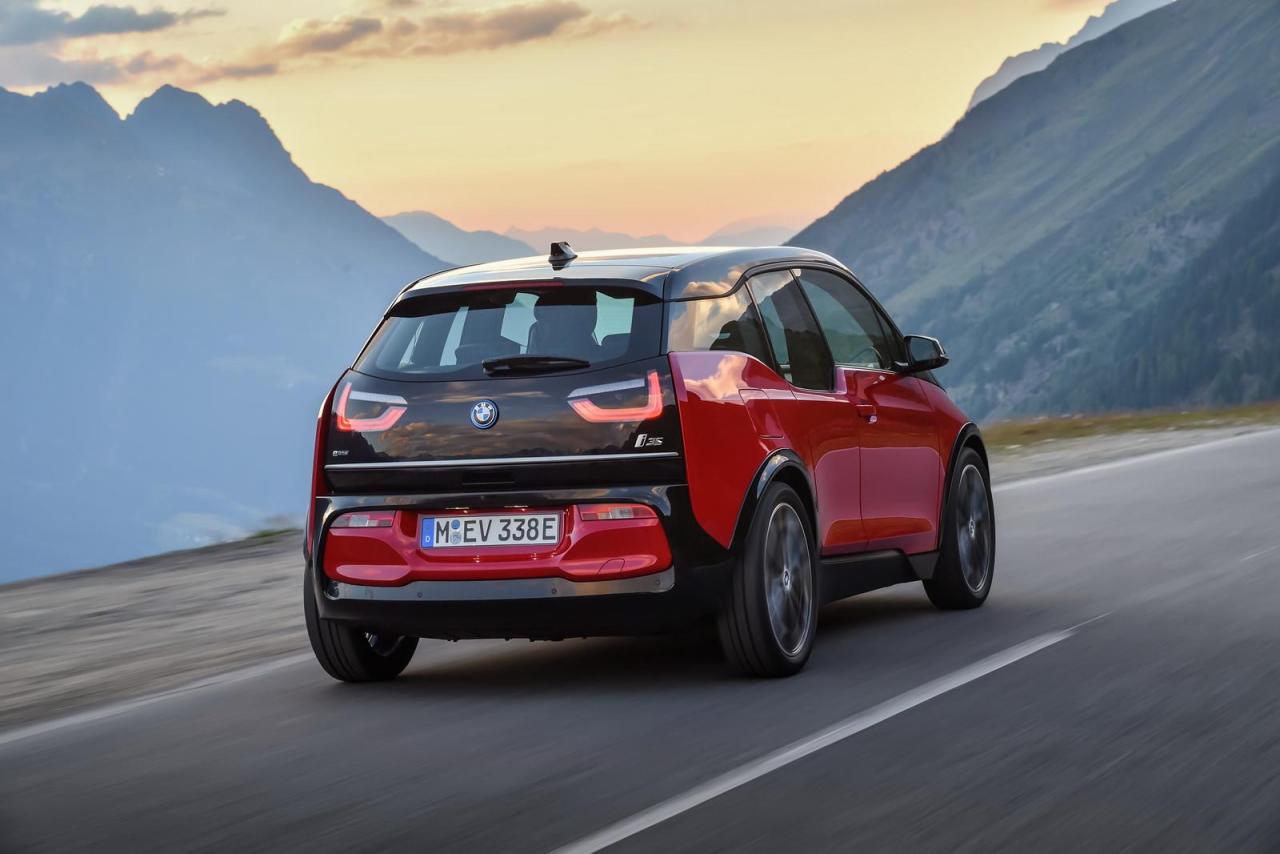 d03ce290-2018-bmw-i3-55.thumb.jpg.3fcdb12532332f90949393fd21c6661a.jpg