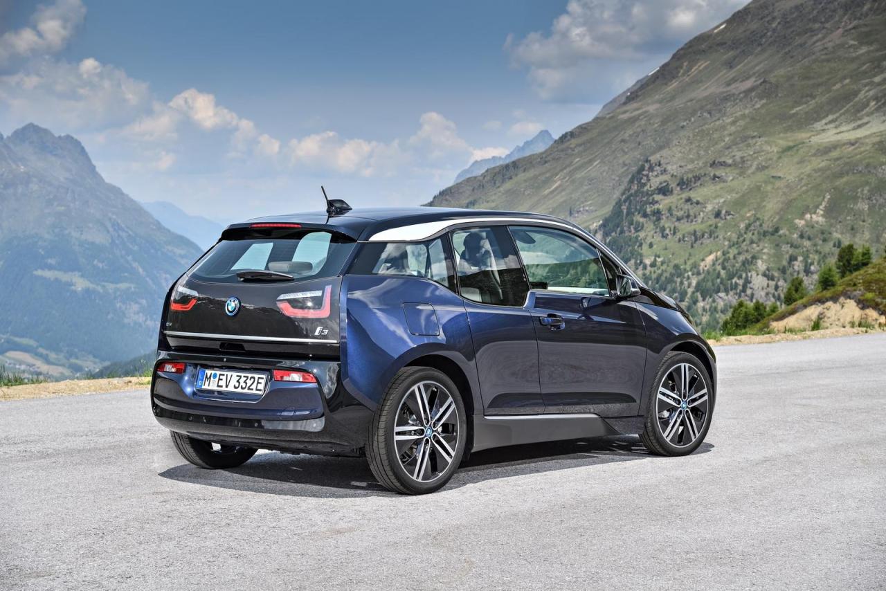 d0c410e6-2018-bmw-i3-7.thumb.jpg.cdab1bd7489bf941dc9bb8c3e6eeed41.jpg