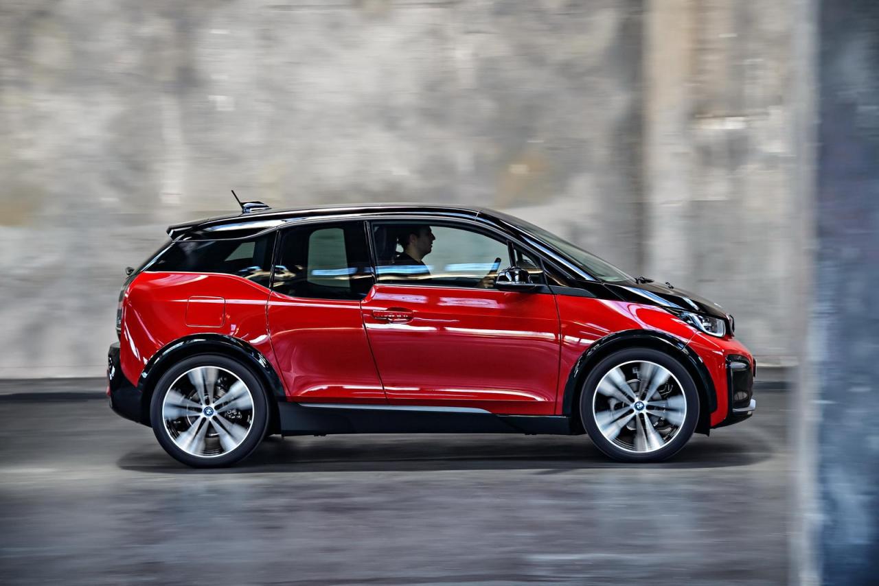 d9017440-2018-bmw-i3-99.thumb.jpg.90204b11542299cf0e6bc97351f60ee7.jpg