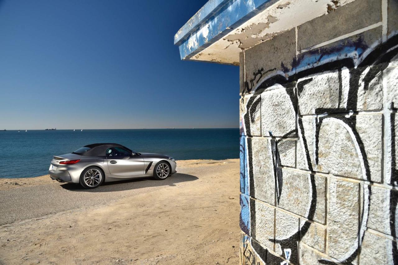 e7832e7e-2019-bmw-z4-m40i-60.thumb.jpg.4bd3305770fd657c0ec251bc787e70f1.jpg