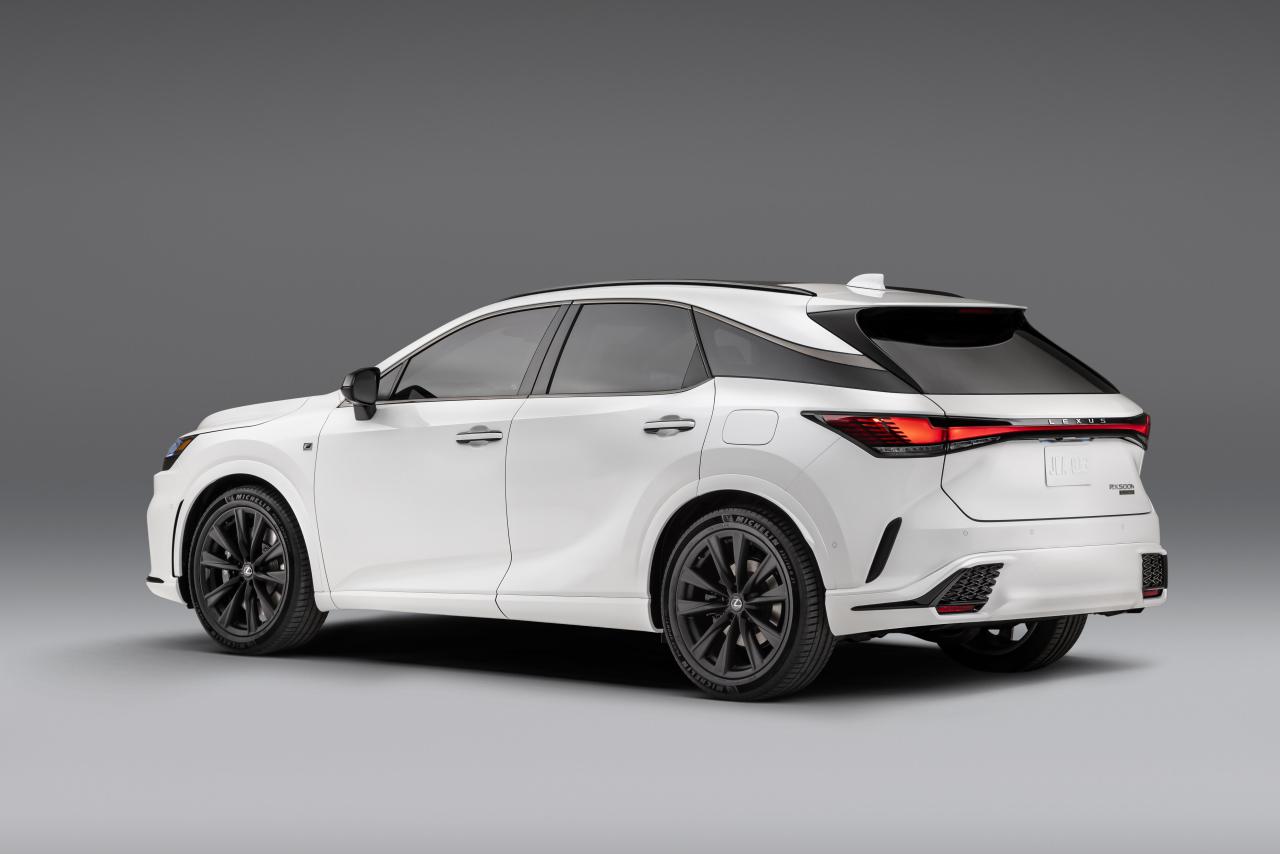 lexusrx500hfsportwhite-rear3-4v2.thumb.jpg.8bf365951edb38cee2dcc72f4b6c2dde.jpg