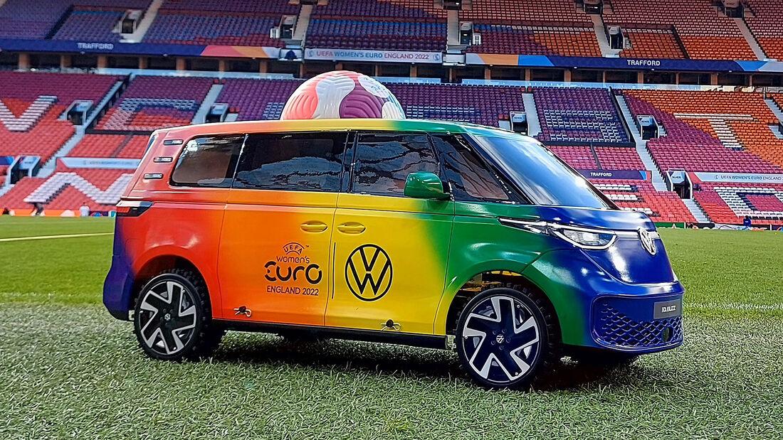 -UEFA-Women-s-EURO-2022-VW-ID-Buzz-Balljunge-169Gallery-87d824c1-1914952.jpg.9185f405be67c7dde09d7a5877fd5ec0.jpg