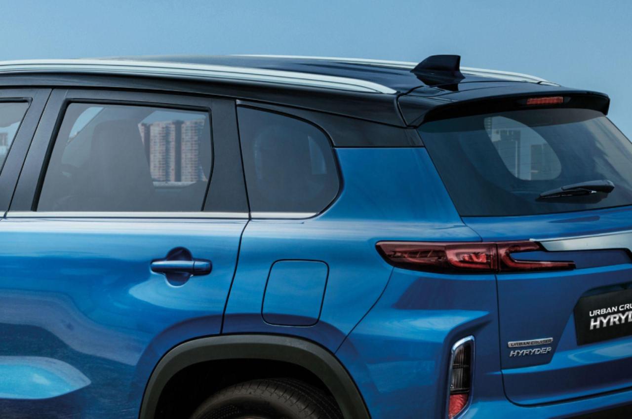 2022-Toyota-Urban-Cruiser-Hyryder-14.thumb.jpg.336802dd9292d283654a0cc5a9558b6c.jpg