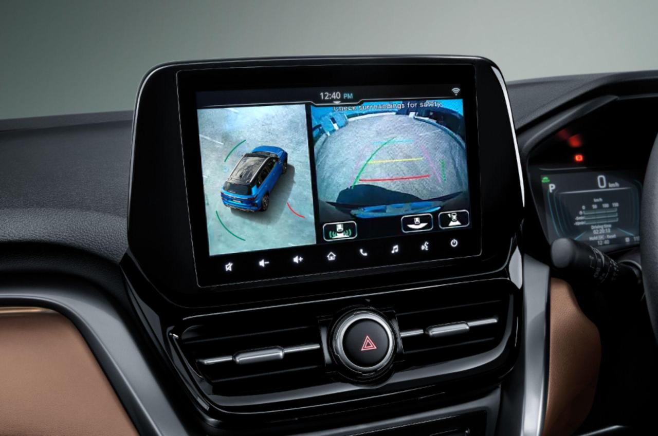 2022-Toyota-Urban-Cruiser-Hyryder-Interior-3.thumb.jpg.d5246f294d3da432796d1aba661d6b06.jpg
