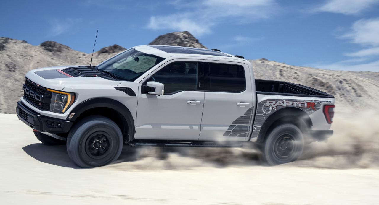 2023-Ford-Raptor-R-14.thumb.jpg.449f7d3cd0564213670daee4a7bbea53.jpg