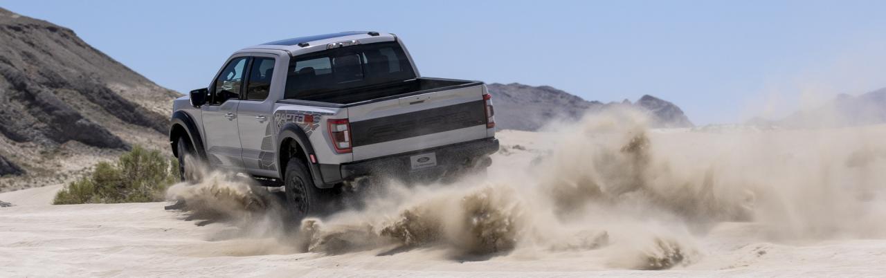 2023-Ford-Raptor-R-22.thumb.jpg.f350841c89f89892ae92172b104147d1.jpg