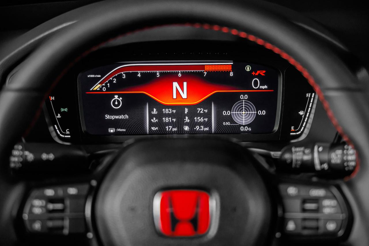 2023-Honda-Civic-Type-R-00021.thumb.jpg.7fa820f3adff8877ba006c0cedfbfad2.jpg