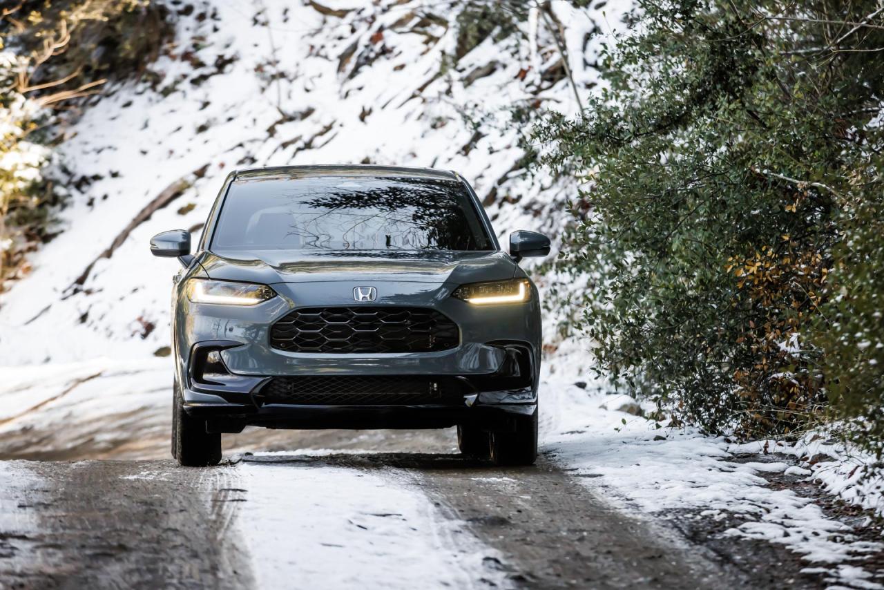 2023-Honda-HR-V-HRV-00006.thumb.jpg.f6e77179a6715d0183ed96bed4ce57f2.jpg