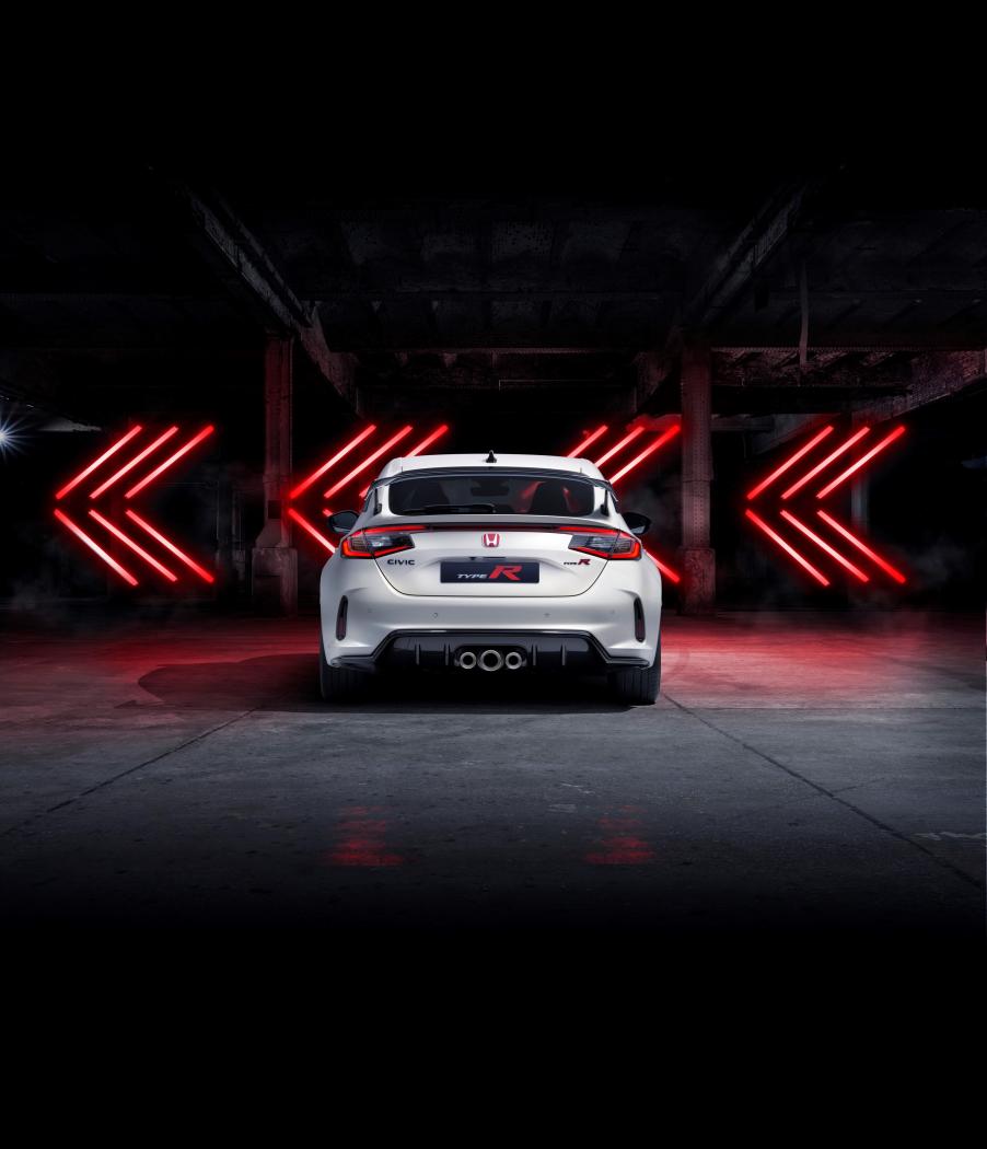 407793_HONDA_UNVEILS_ALL-NEW_CIVIC_TYPE_R.thumb.jpg.5926744847ac35029121ffee6aa968e5.jpg