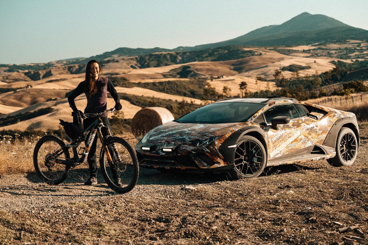 Lamborghini-Huracan-Sterrato-teaser-1.jpg