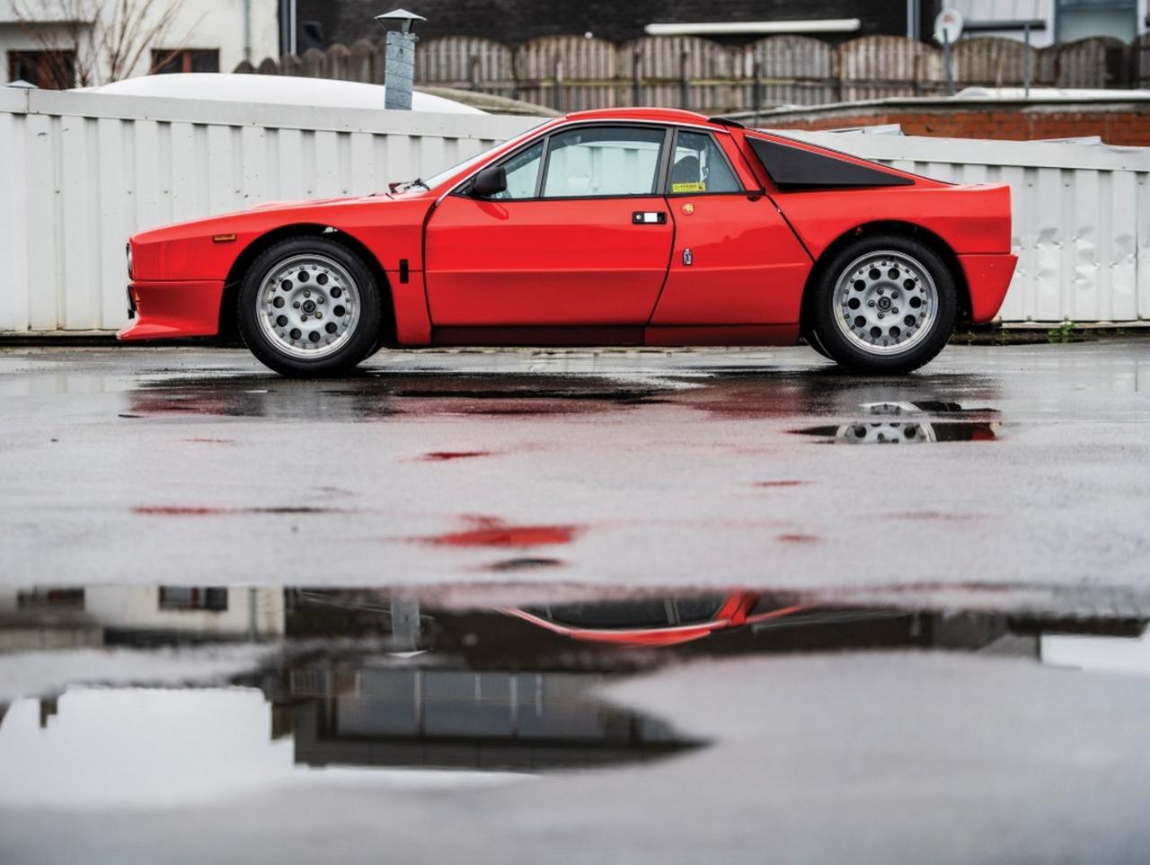 Lancia-037-Stradale-laterale.thumb.jpg.caa8bf3cf142df7383ea70fd5668a9de.jpg