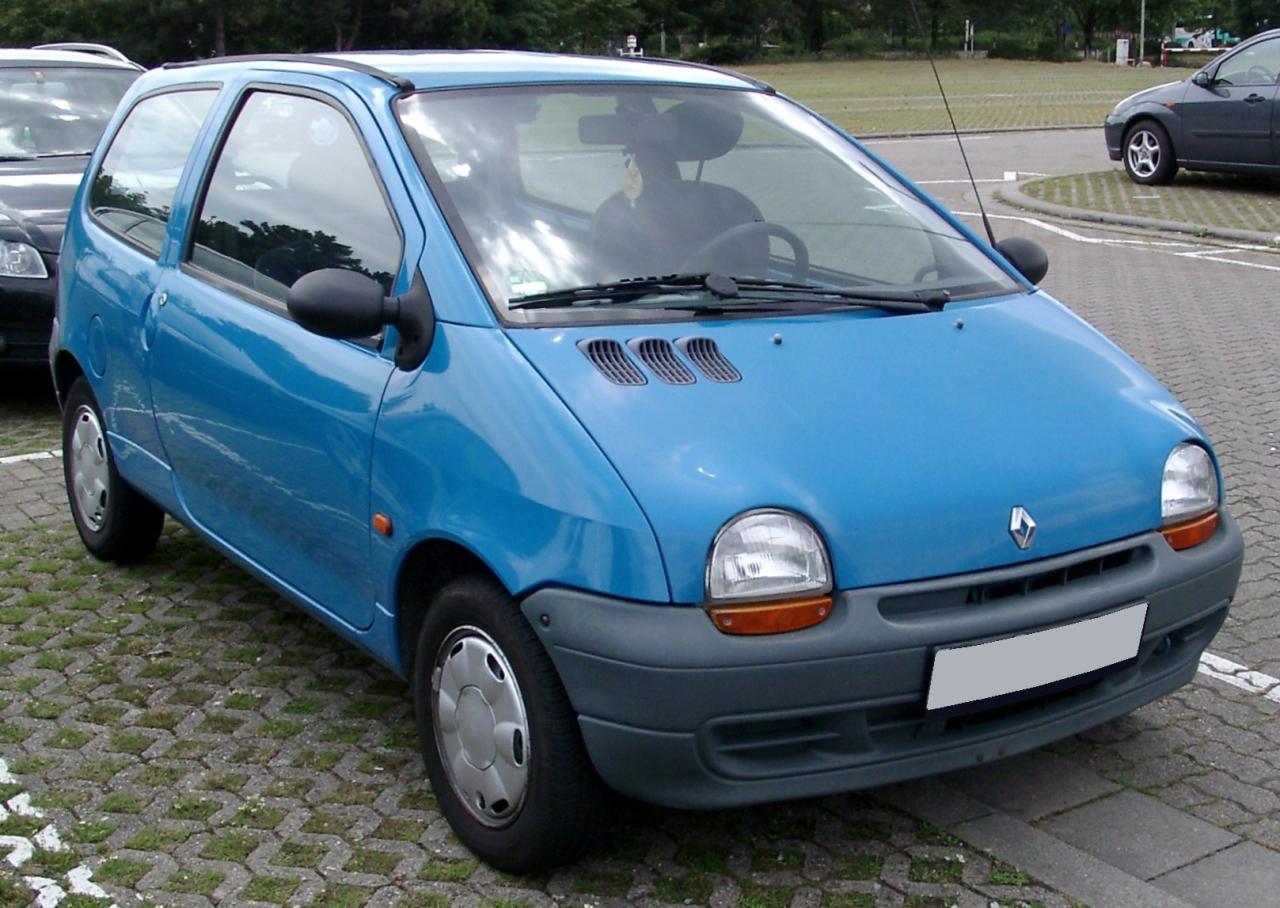 Renault_Twingo_front_20080709.thumb.jpg.0de9abe377b173befef916cc95545cb4.jpg