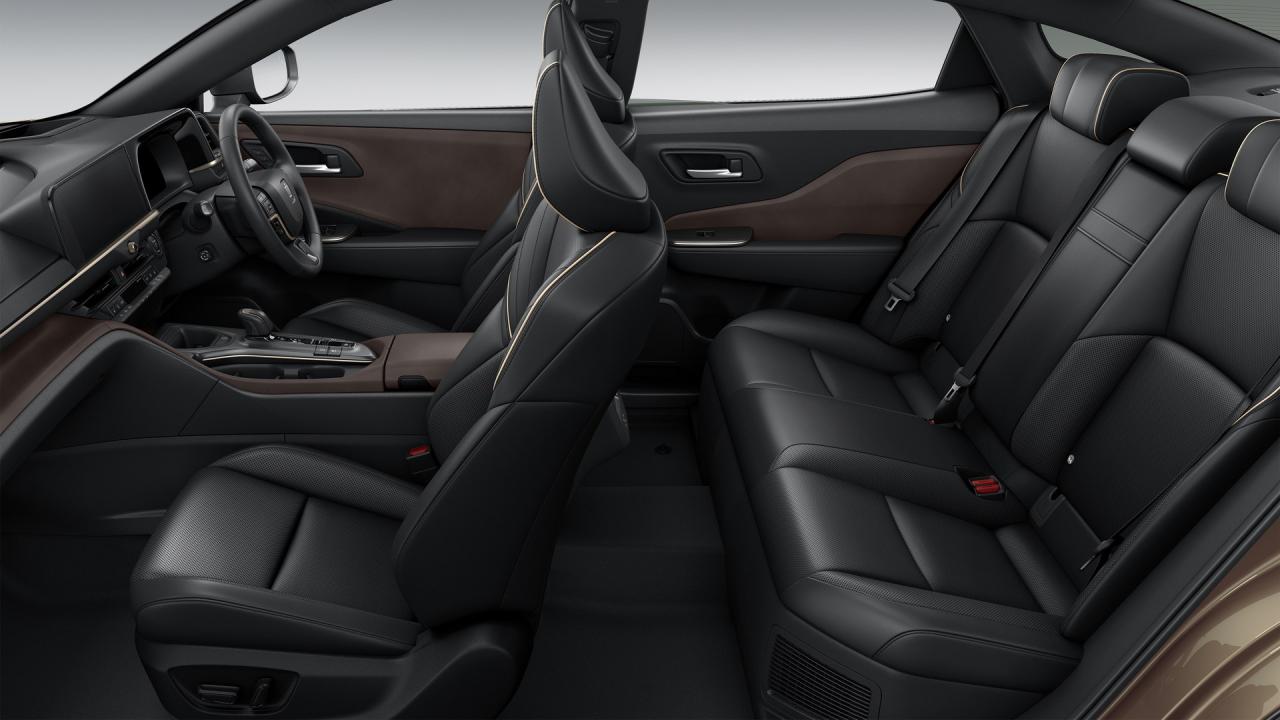 Toyota-Crown-Crossover-Type-21.thumb.jpg.e2f18b40aefa3af8c854f8466da2506f.jpg