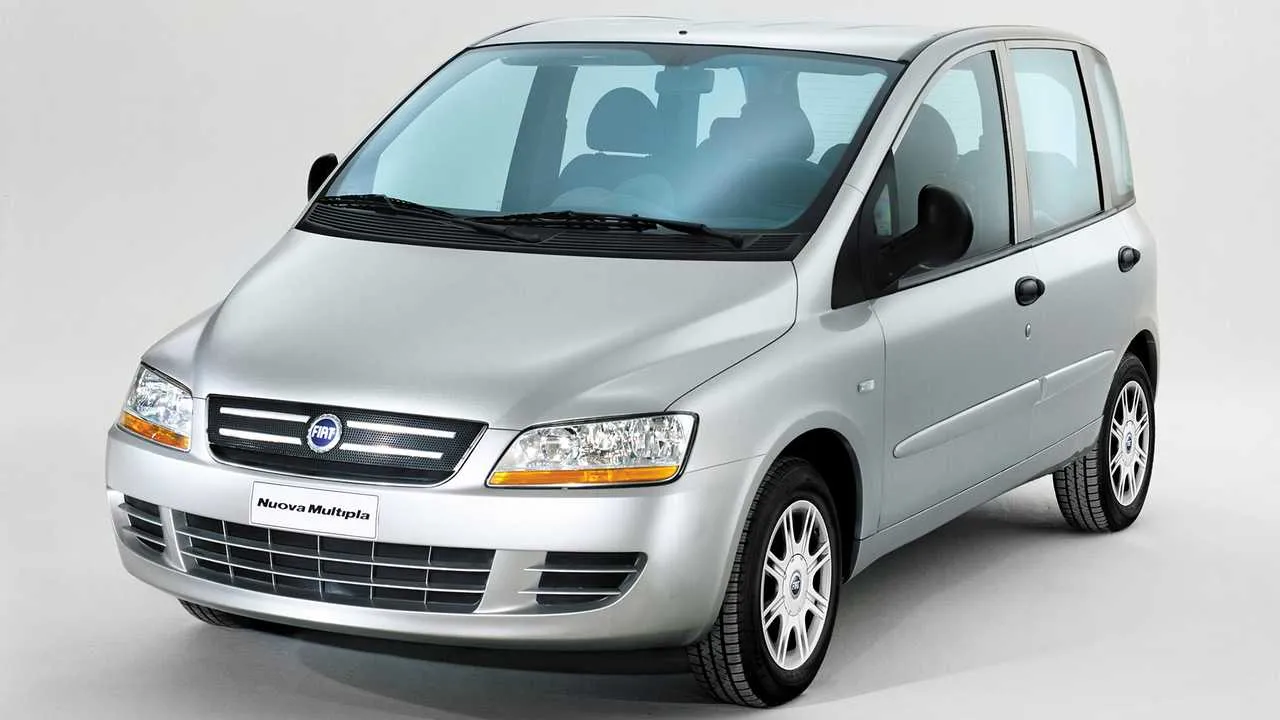 fiat-multipla.webp.30c8b1005e4120d53603de7ba2864cd4.webp